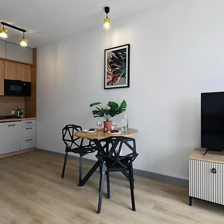 شقة Break Z Balkonem I Garazem Podziemnym W Cenie رشيشوف