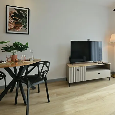 Break Z Balkonem I Garazem Podziemnym W Cenie Apartment